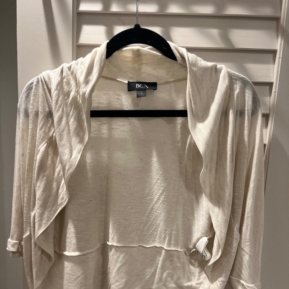 BCX Size Large, White Crop Top pullover. - Picture 1 of 3